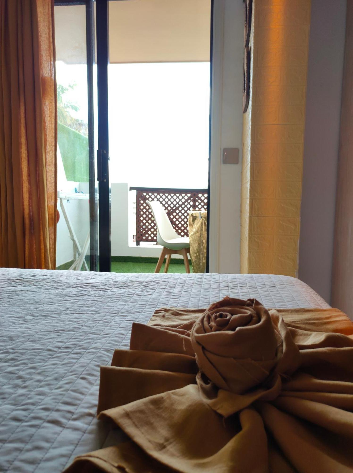 Lovely Apartment Top Views, Heated Pool, Great Location サンミゲル・デ・アボナ エクステリア 写真