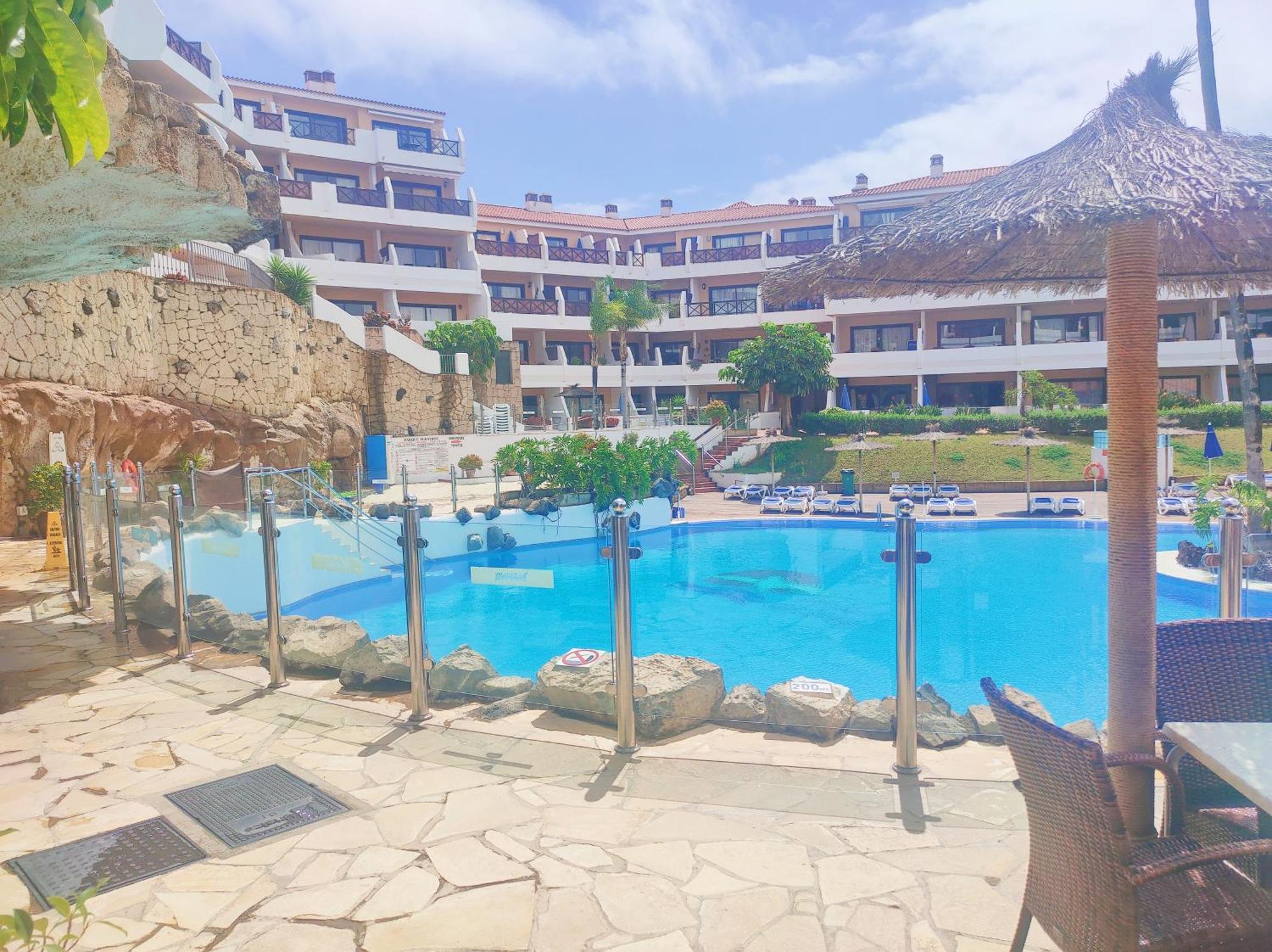 Lovely Apartment Top Views, Heated Pool, Great Location サンミゲル・デ・アボナ エクステリア 写真